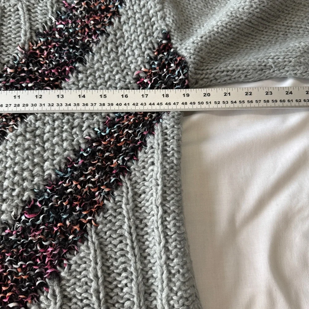 Barbra Sue Vintage Chunky Knit Long Sleeve Sweater Gray Ribbon Chevron **Flaws** - Picture 10 of 14